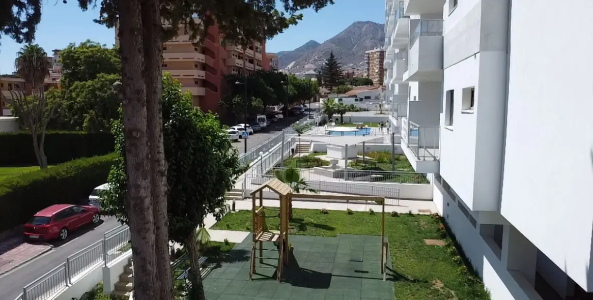 Продажа апартаментов на среднем этаже в Benalmadena Costa 54