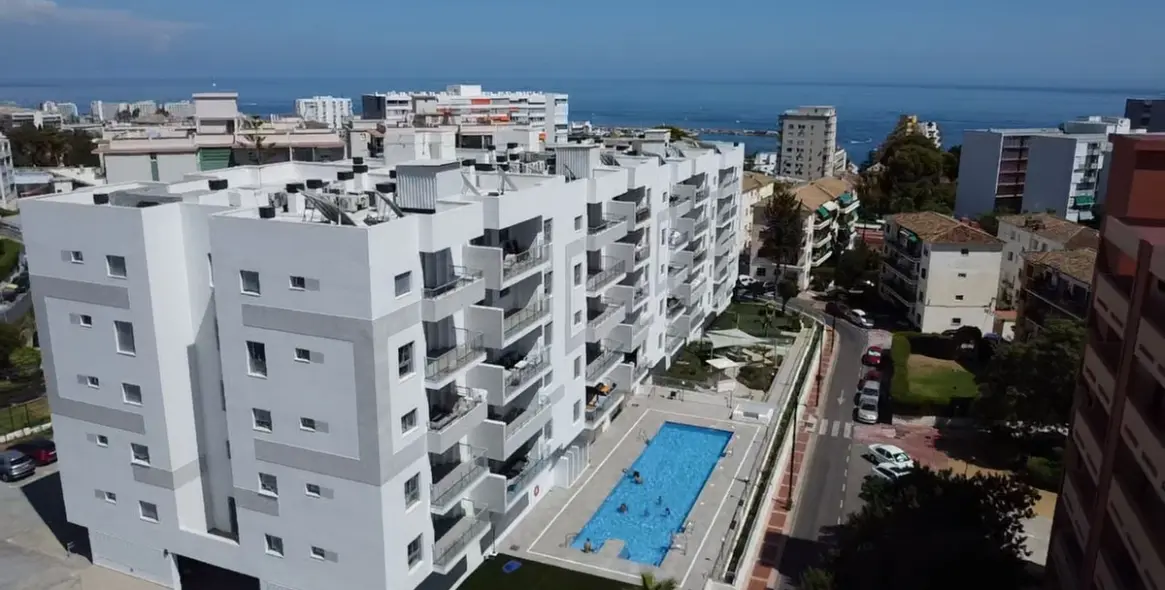 Продажа апартаментов на среднем этаже в Benalmadena Costa 59