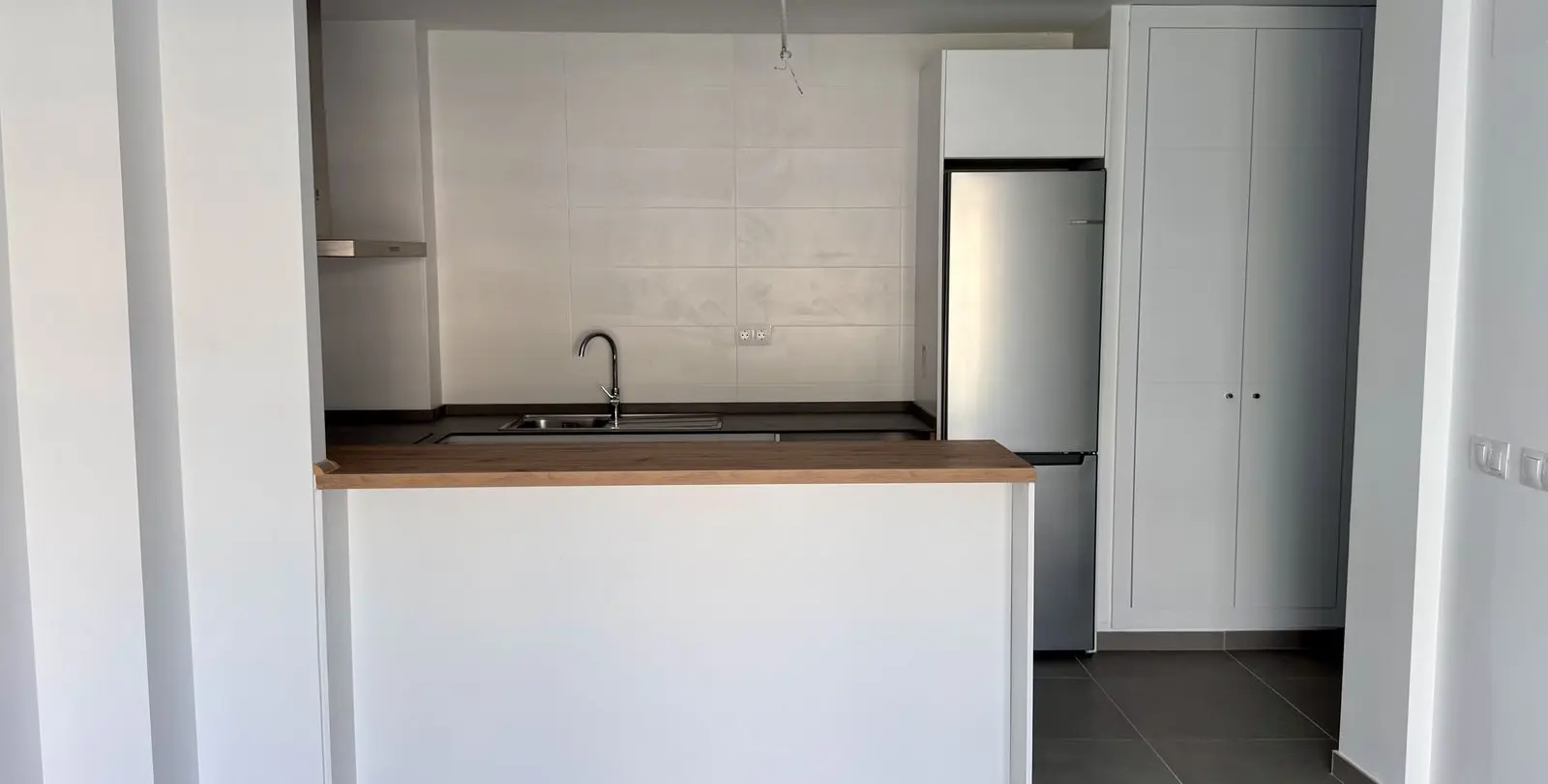 Venta de apartamento en planta media en Benalmadena Costa 9