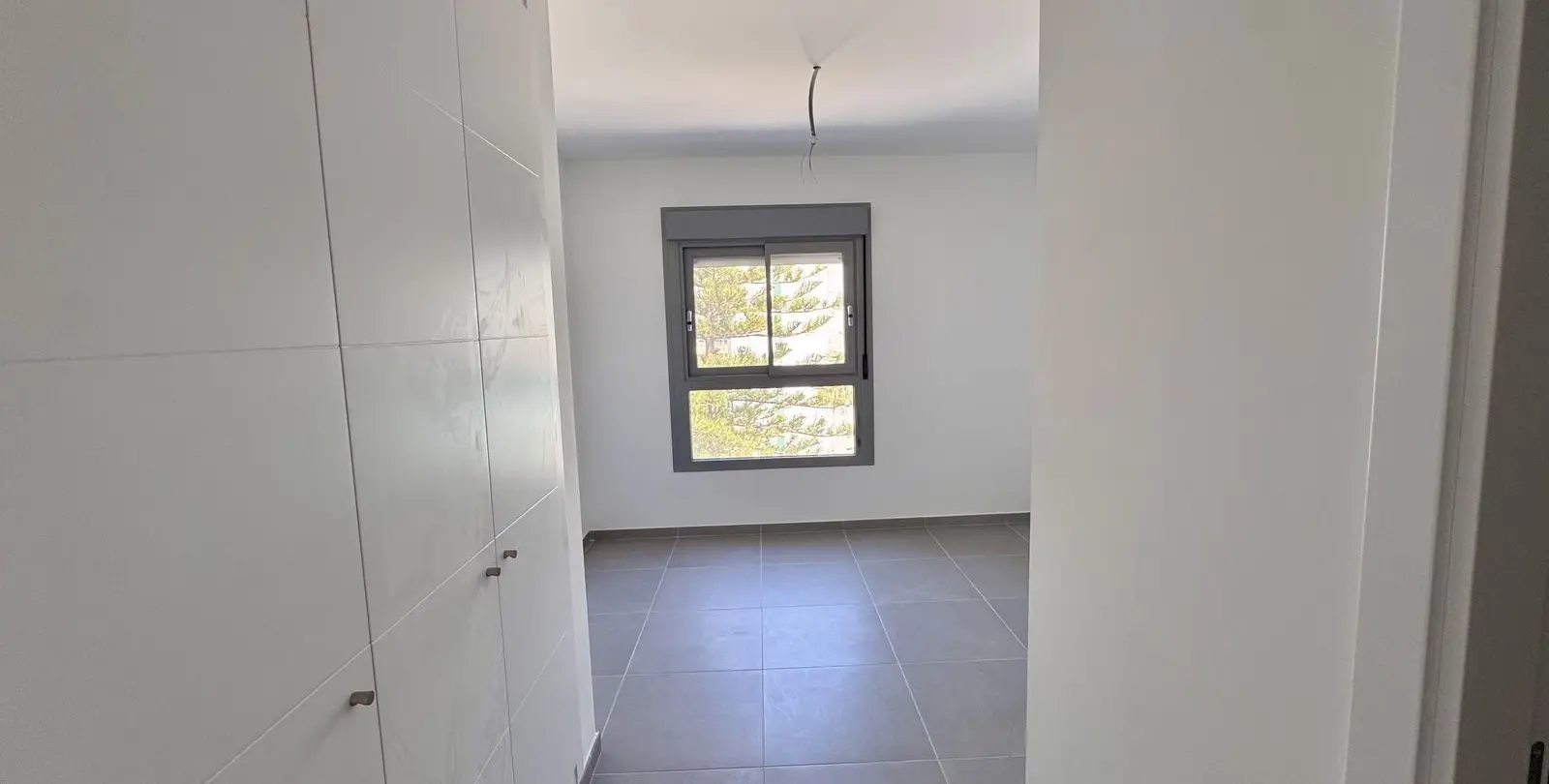 Venta de apartamento en planta media en Benalmadena Costa 28