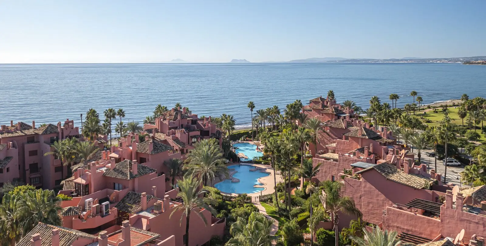 Продажа апартаментов на первом этаже в Estepona 30