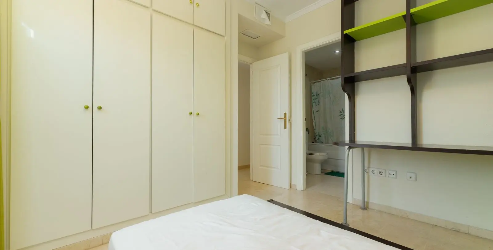 Продажа таунхауса в Málaga Centro 16