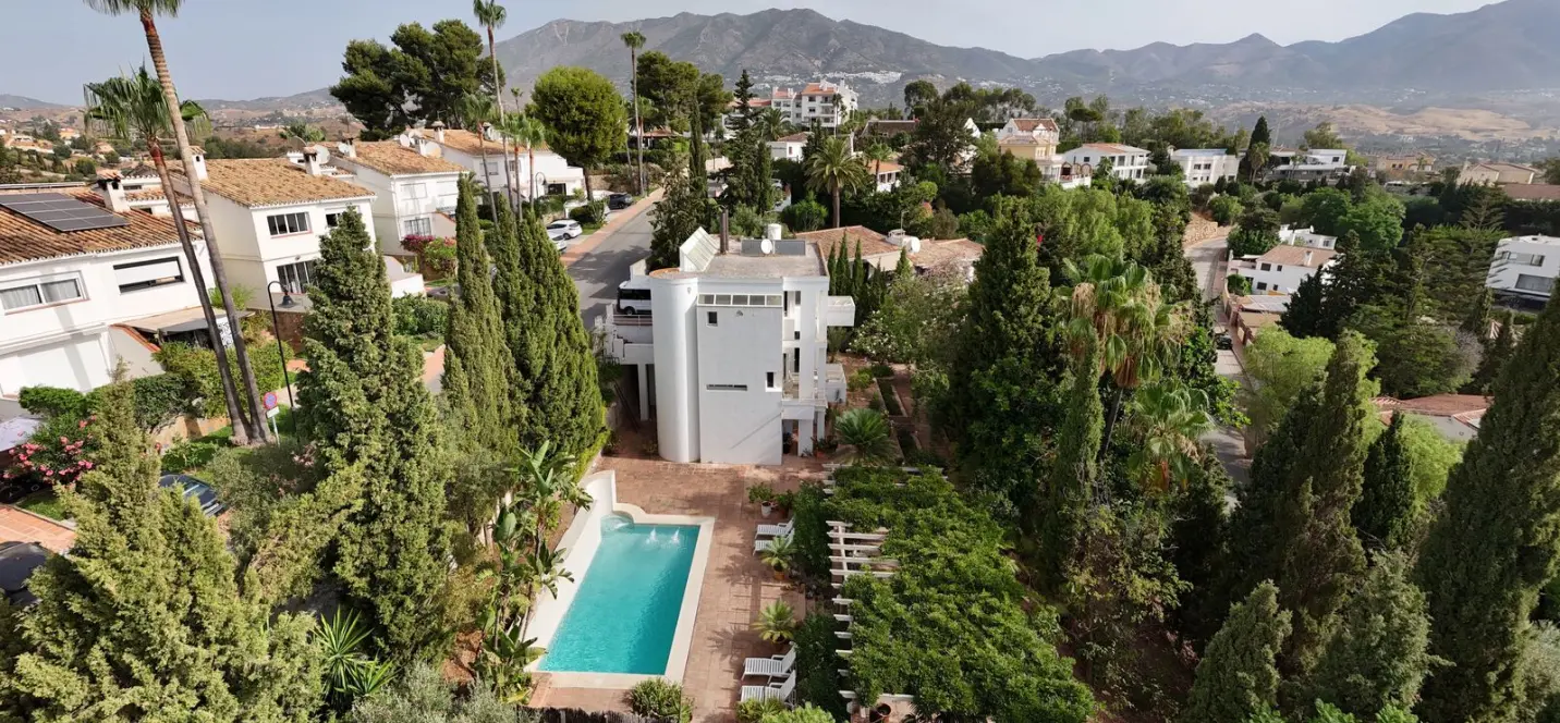 Продажа  отдельно стоящей виллы в Campo Mijas 1