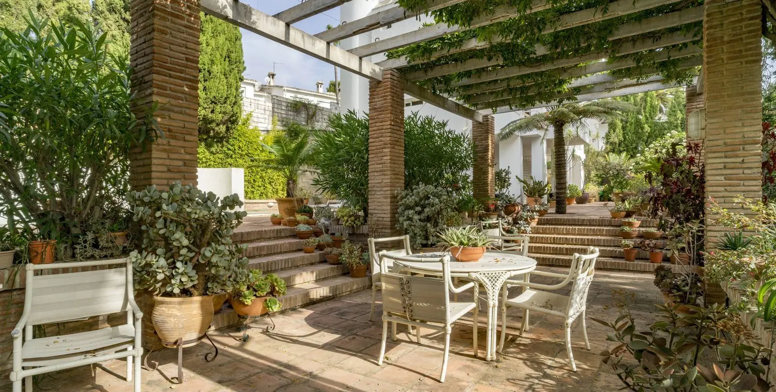 Продажа  отдельно стоящей виллы в Campo Mijas 35