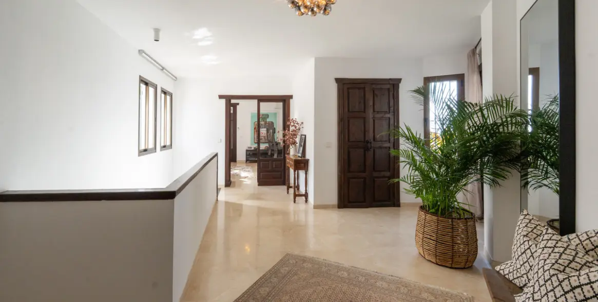 Venta de villa independiente en Sierrezuela 11