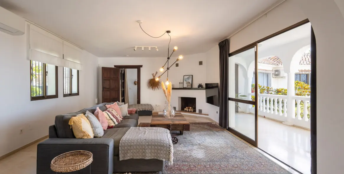 Venta de villa independiente en Sierrezuela 13