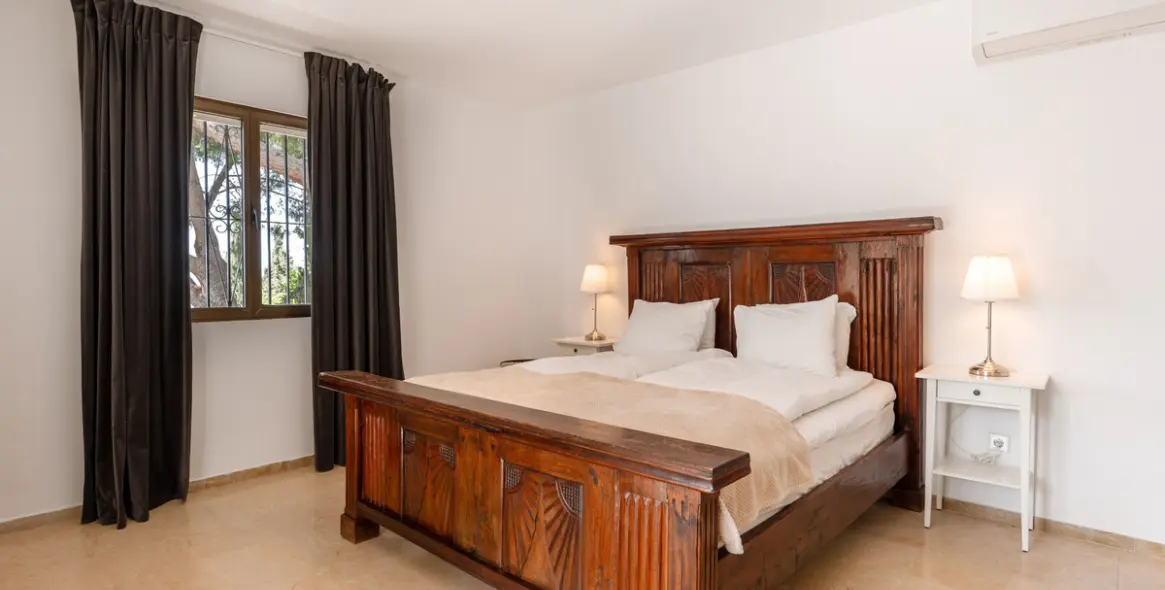 Venta de villa independiente en Sierrezuela 48