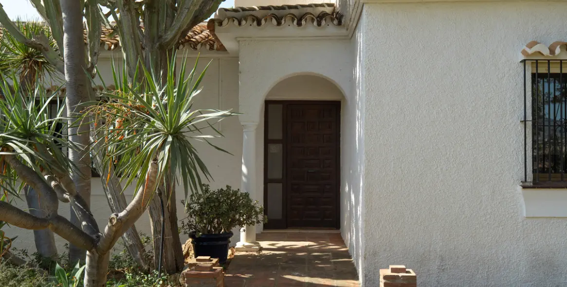 Venta de villa independiente en Sierrezuela 86