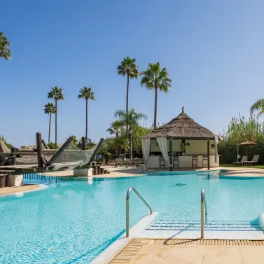 Venta de apartamento en planta baja en Estepona