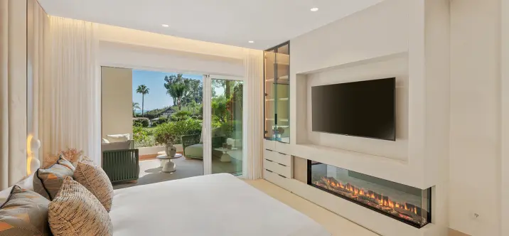 Venta de apartamento en planta baja en Estepona 3