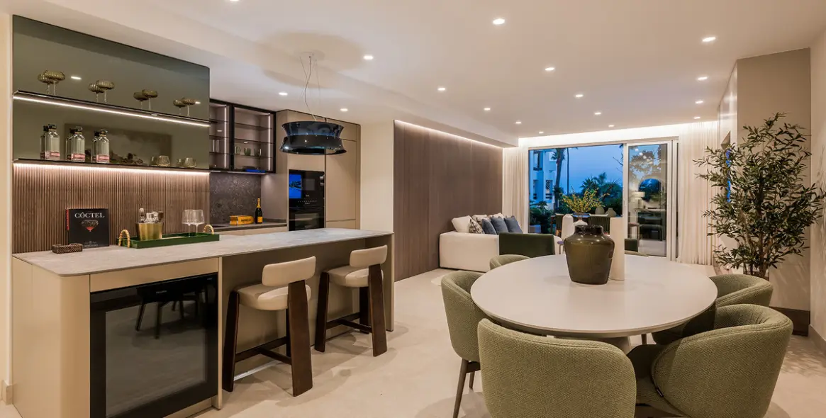 Venta de apartamento en planta baja en Estepona 5