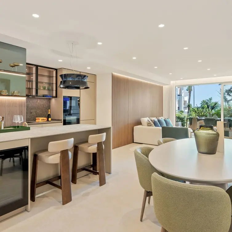 Venta de apartamento en planta baja en Estepona