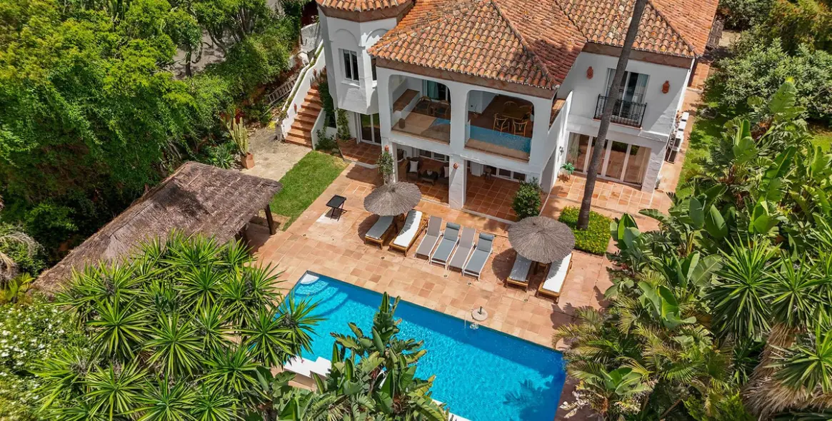 Venta de villa independiente en El Rosario 1