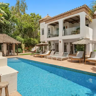 Venta de villa independiente en El Rosario
