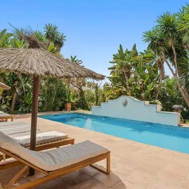 Venta de villa independiente en El Rosario