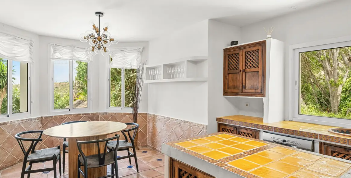 Venta de villa independiente en El Rosario 11