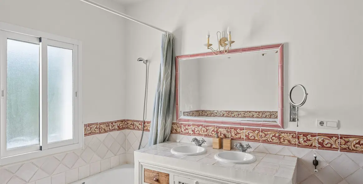 Venta de villa independiente en El Rosario 25