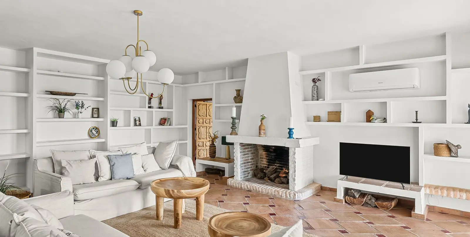Sale of detached villa in El Rosario 8