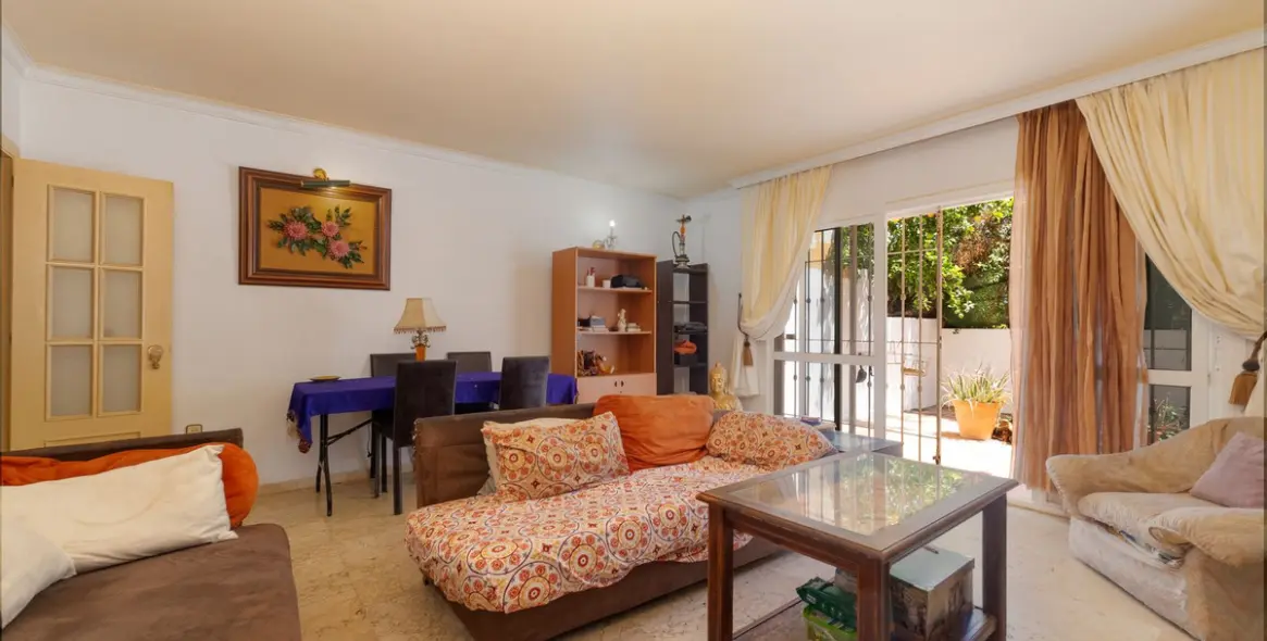 Venta de adosado en Las Lagunas 1