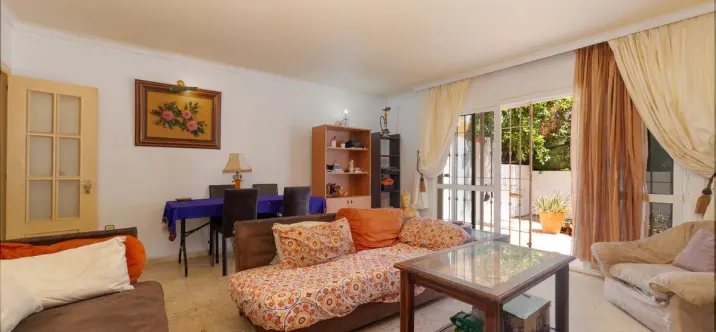 Venta de adosado en Las Lagunas 0