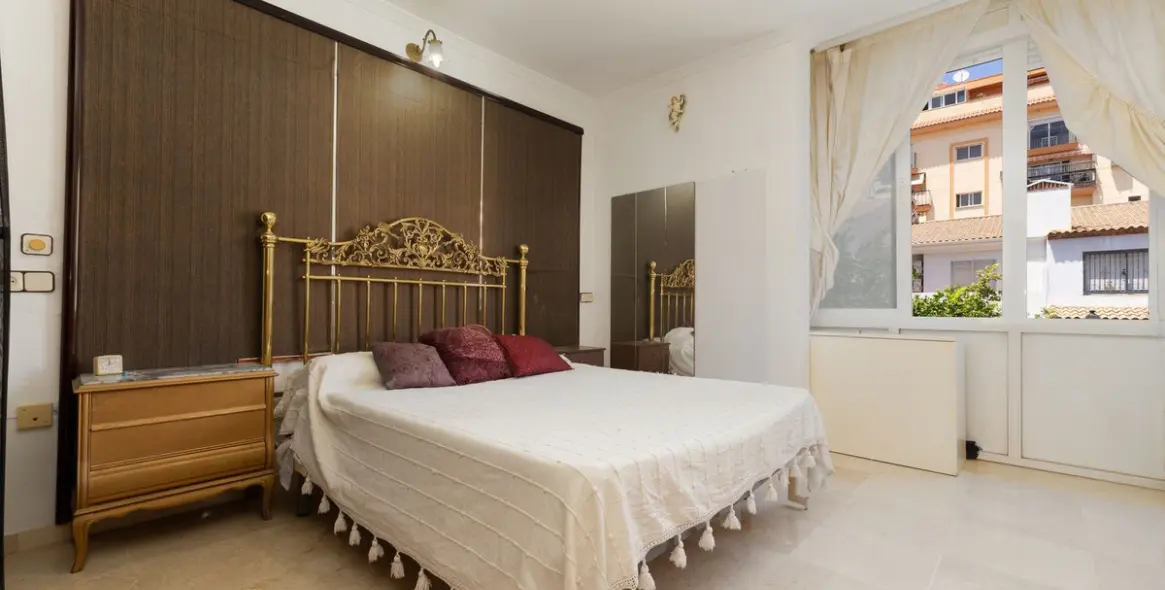 Venta de adosado en Las Lagunas 5