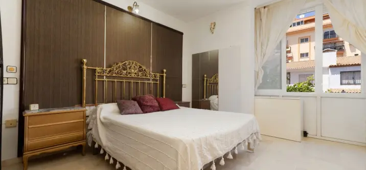 Venta de adosado en Las Lagunas 4