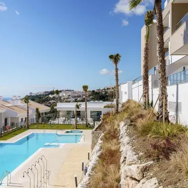 Venta de apartamento en planta media en Benalmadena Pueblo