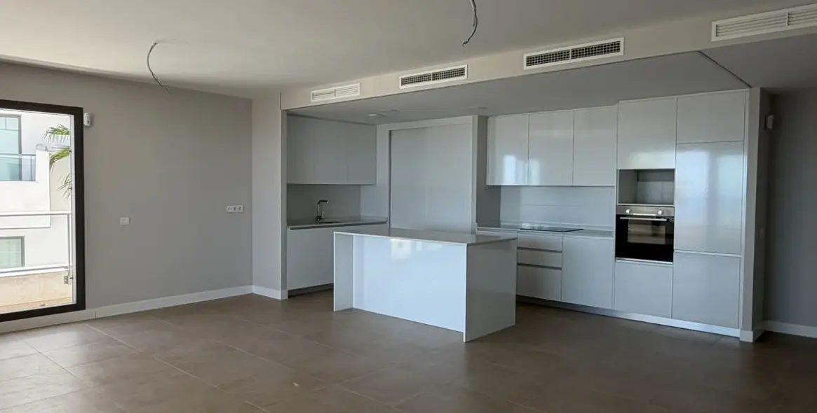 Venta de apartamento en planta media en Benalmadena Pueblo 6