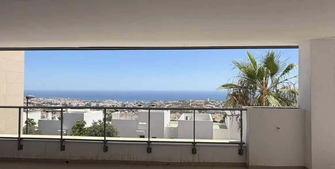 Venta de apartamento en planta media en Benalmadena Pueblo 14
