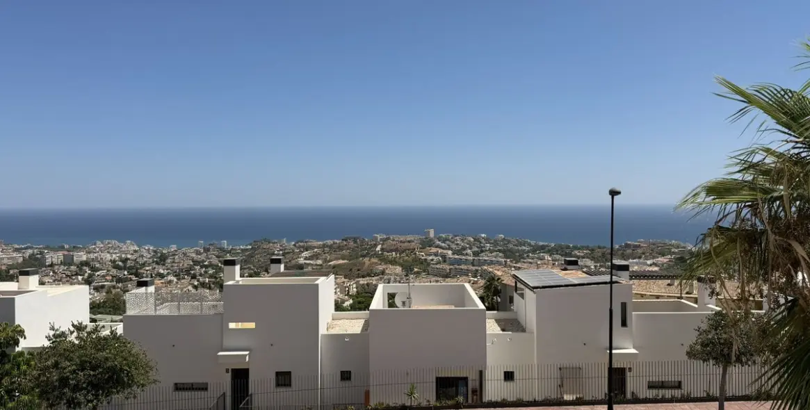 Venta de apartamento en planta media en Benalmadena Pueblo 21