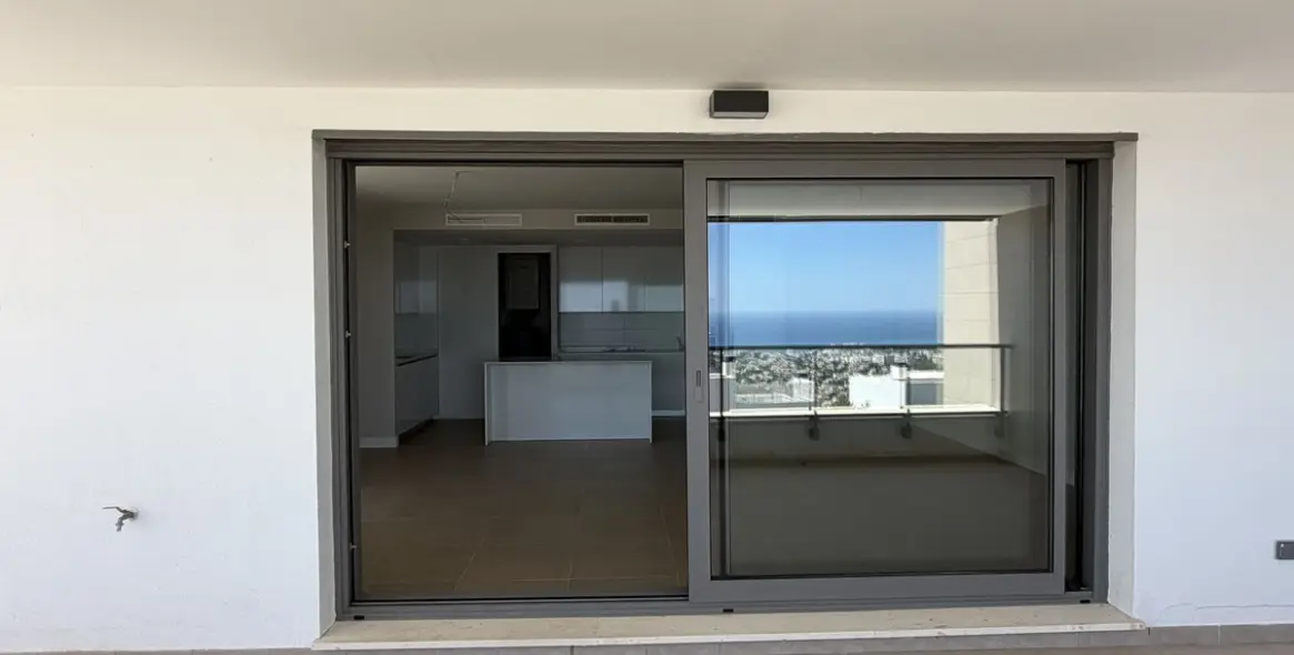 Venta de apartamento en planta media en Benalmadena Pueblo 24