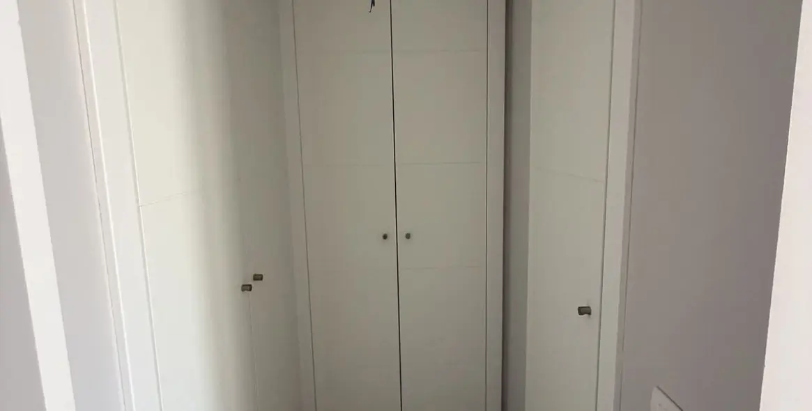 Venta de apartamento en planta media en Benalmadena Pueblo 28