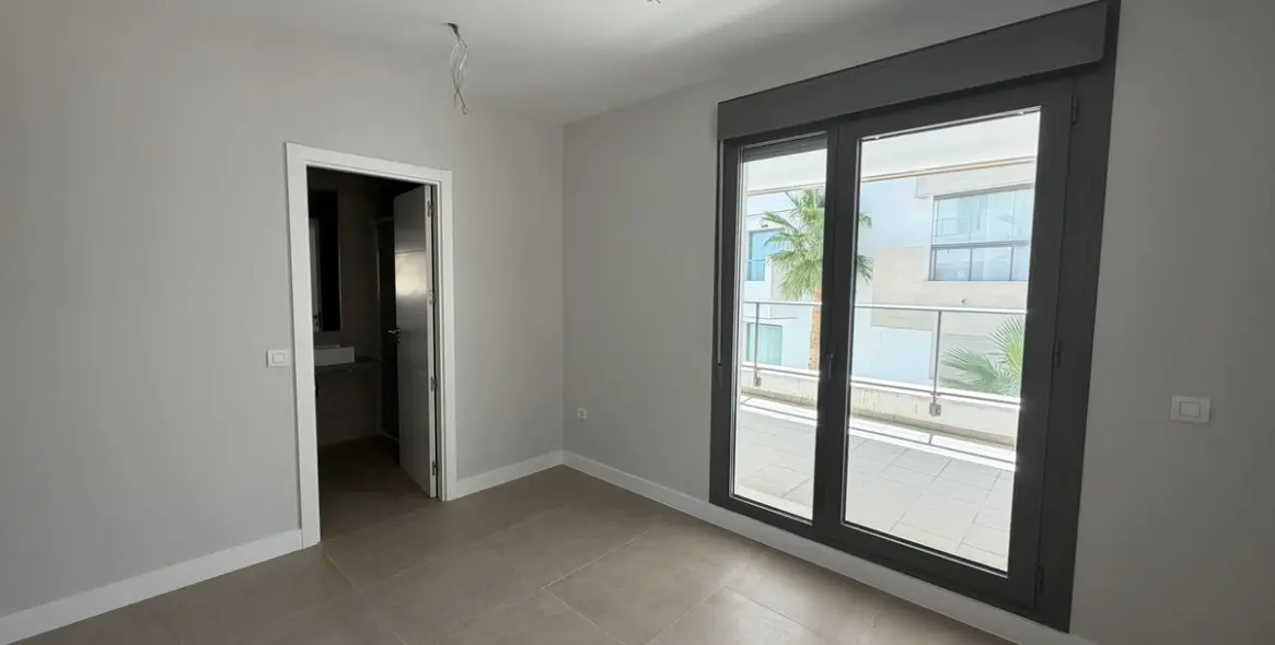 Venta de apartamento en planta media en Benalmadena Pueblo 31