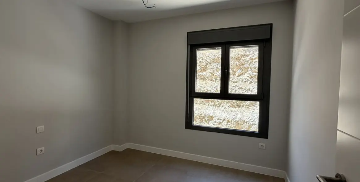 Venta de apartamento en planta media en Benalmadena Pueblo 46