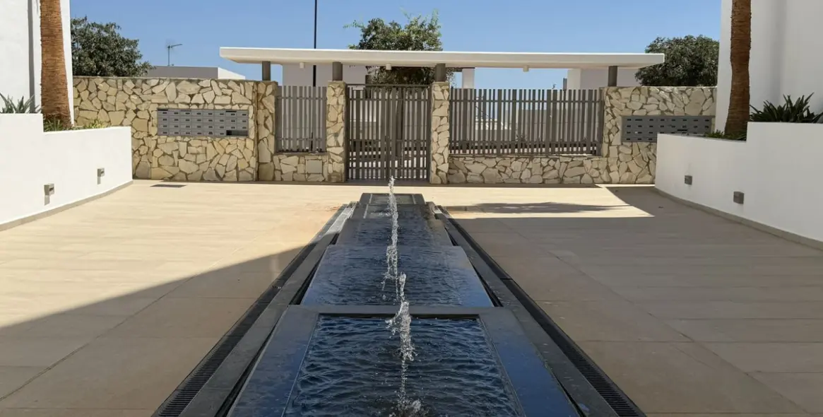 Venta de apartamento en planta media en Benalmadena Pueblo 51