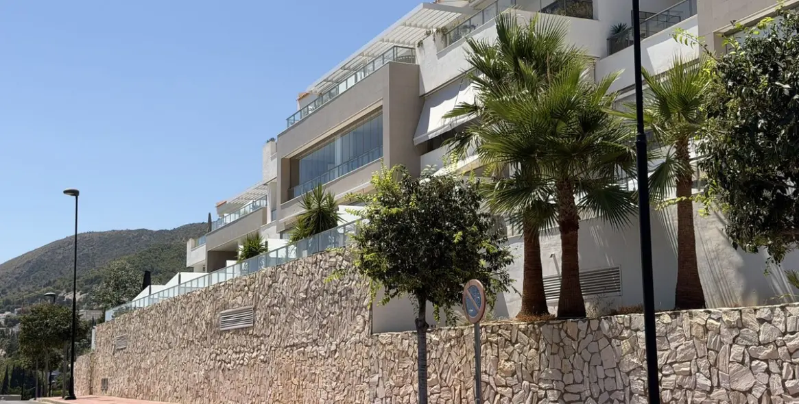 Venta de apartamento en planta media en Benalmadena Pueblo 63