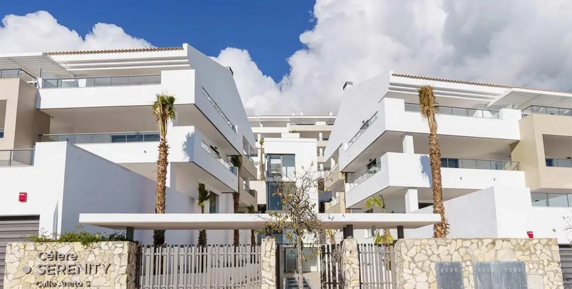 Venta de apartamento en planta media en Benalmadena Pueblo 73