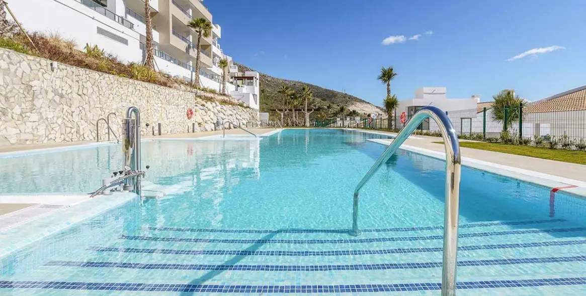 Venta de apartamento en planta media en Benalmadena Pueblo 74