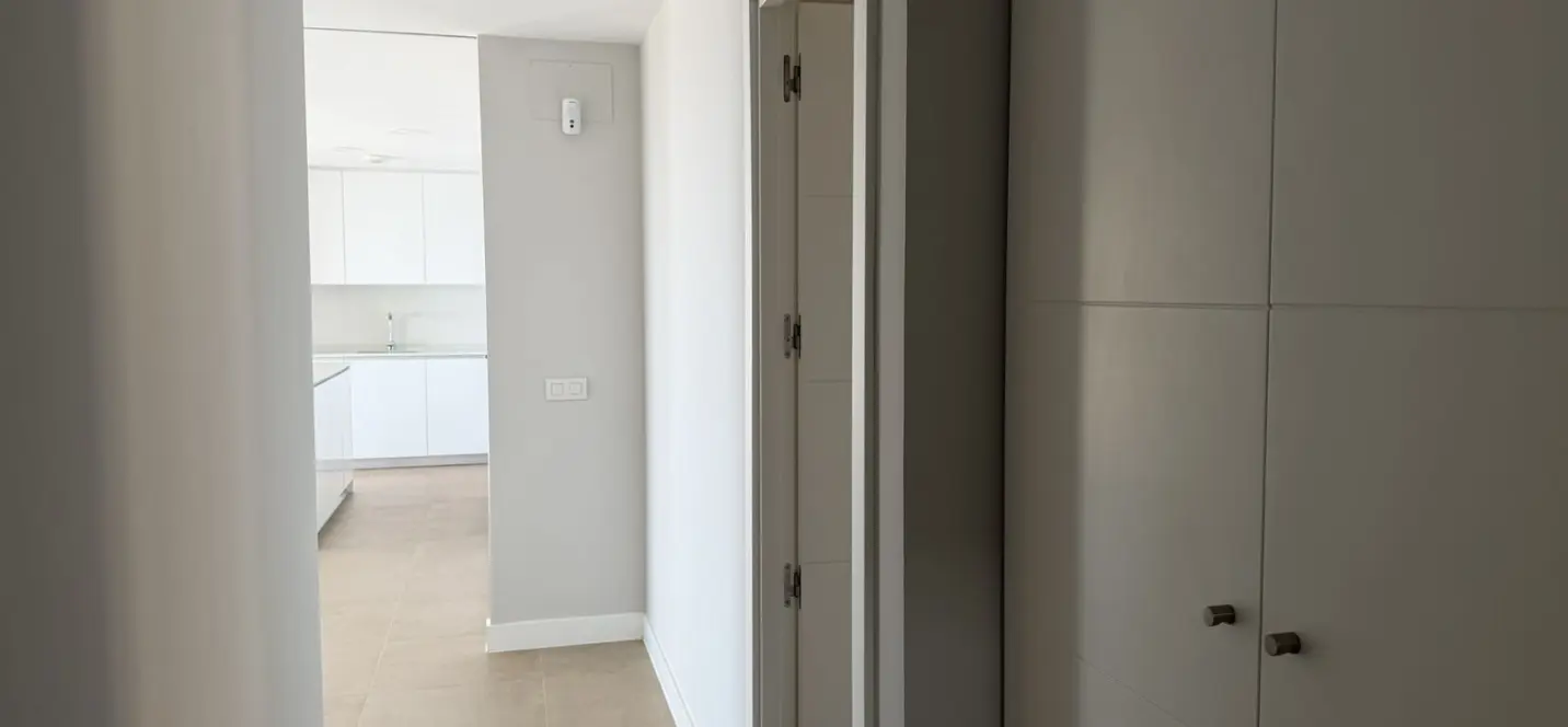 Sale of middle floor apartment in Benalmadena Pueblo 3