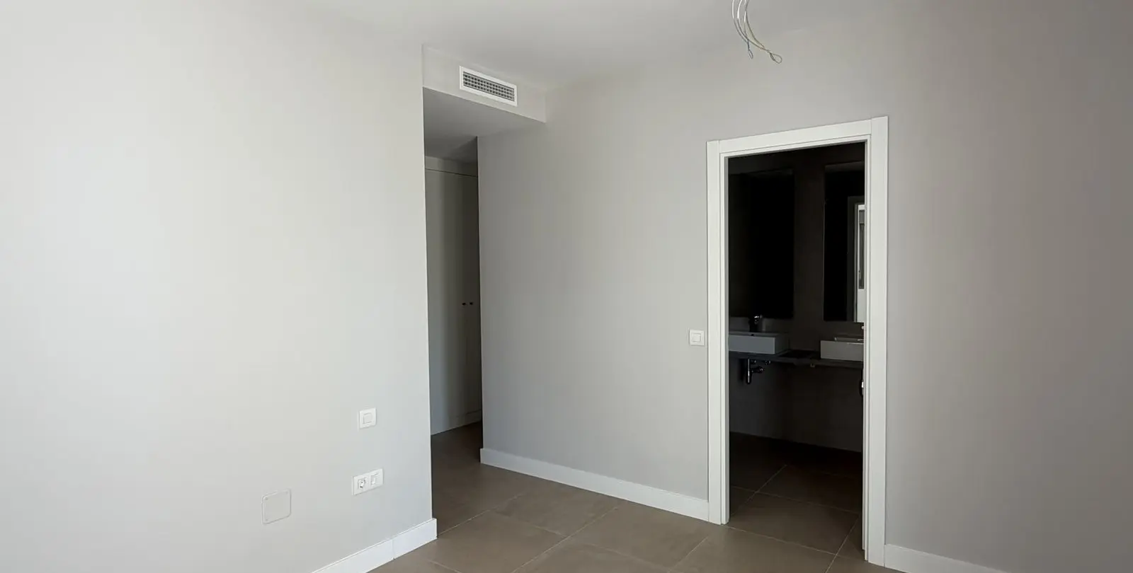 Venta de apartamento en planta media en Benalmadena Pueblo 32