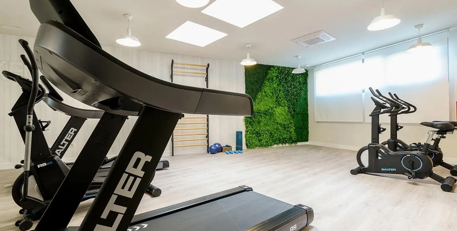 Venta de apartamento en planta media en Benalmadena Pueblo 70