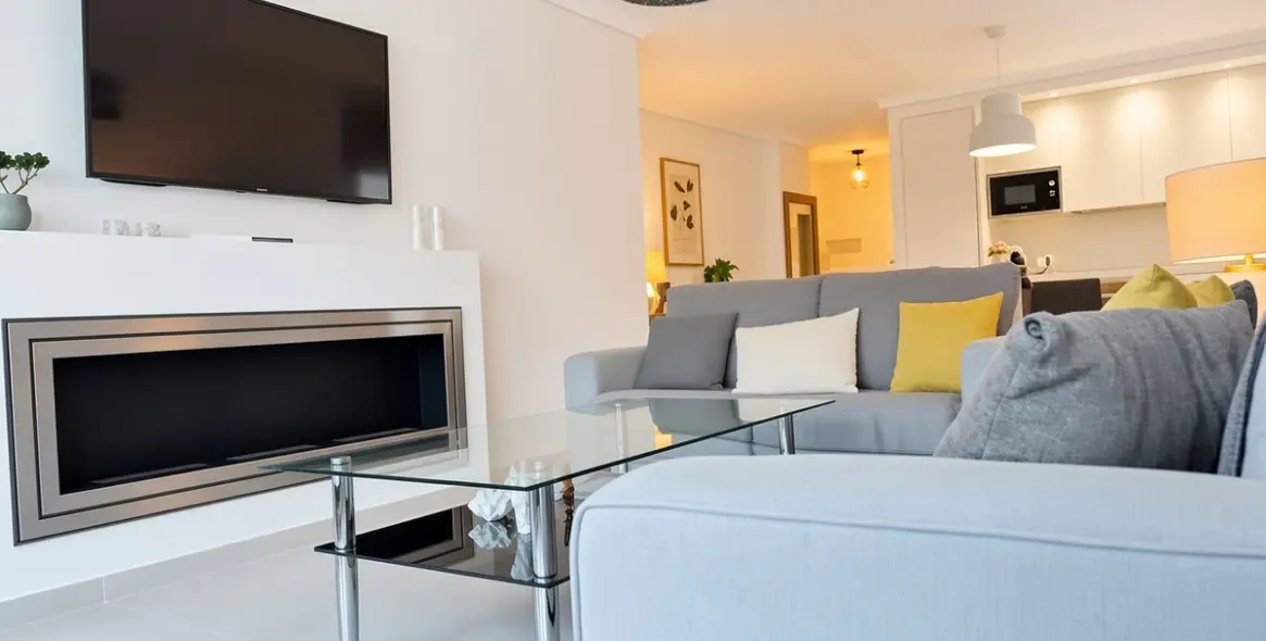 Venta de apartamento en planta media en Nueva Andalucía 5