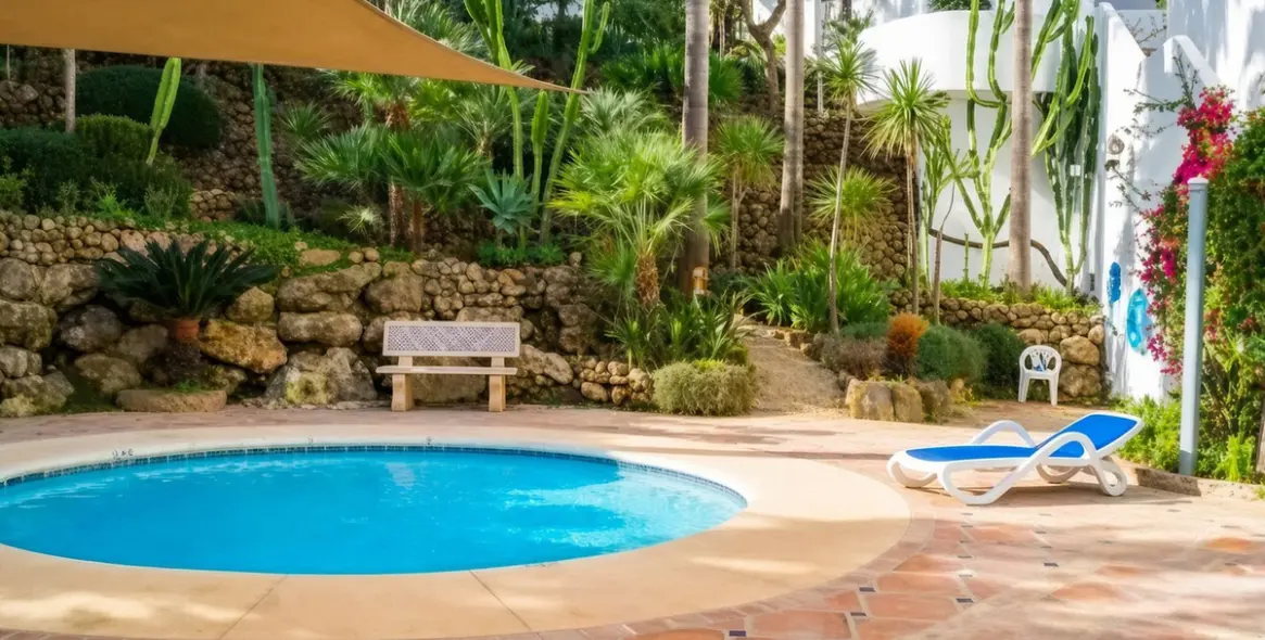 Venta de apartamento en planta media en Nueva Andalucía 14