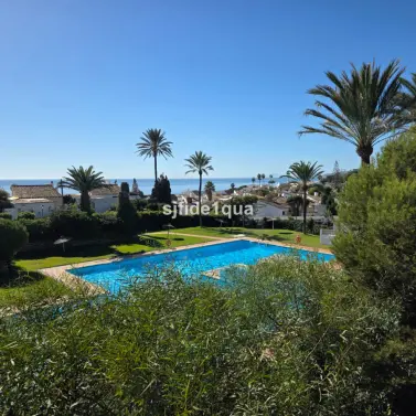 Venta de villa independiente en Estepona