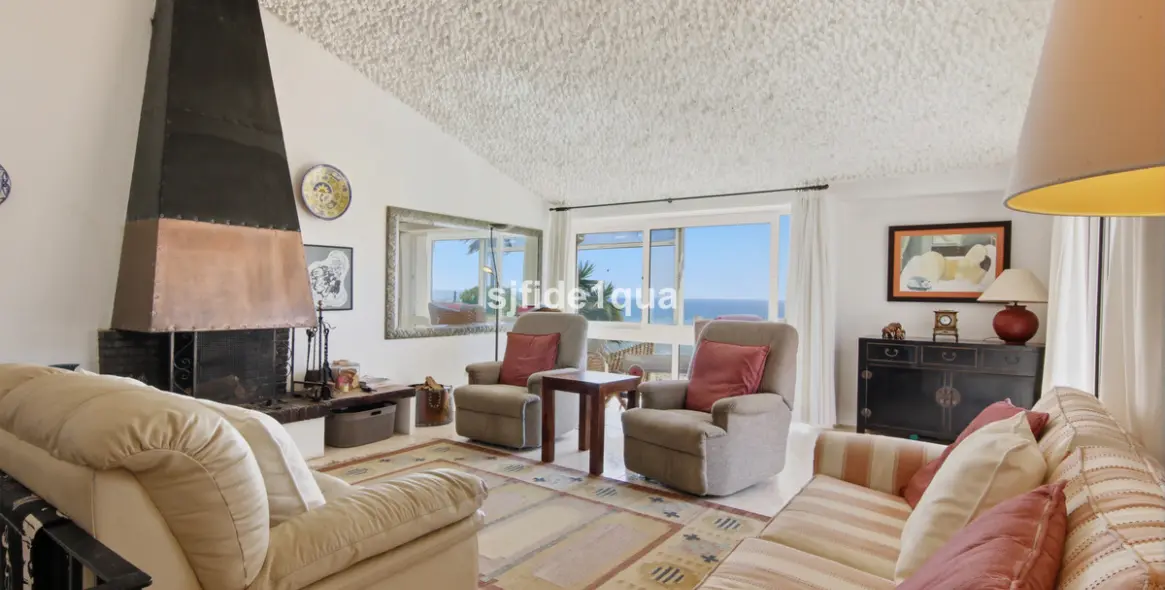 Venta de villa independiente en Estepona 7
