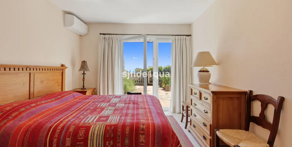 Venta de villa independiente en Estepona 23