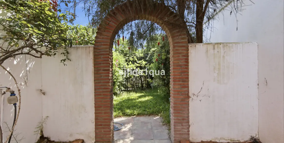 Venta de villa independiente en Estepona 28