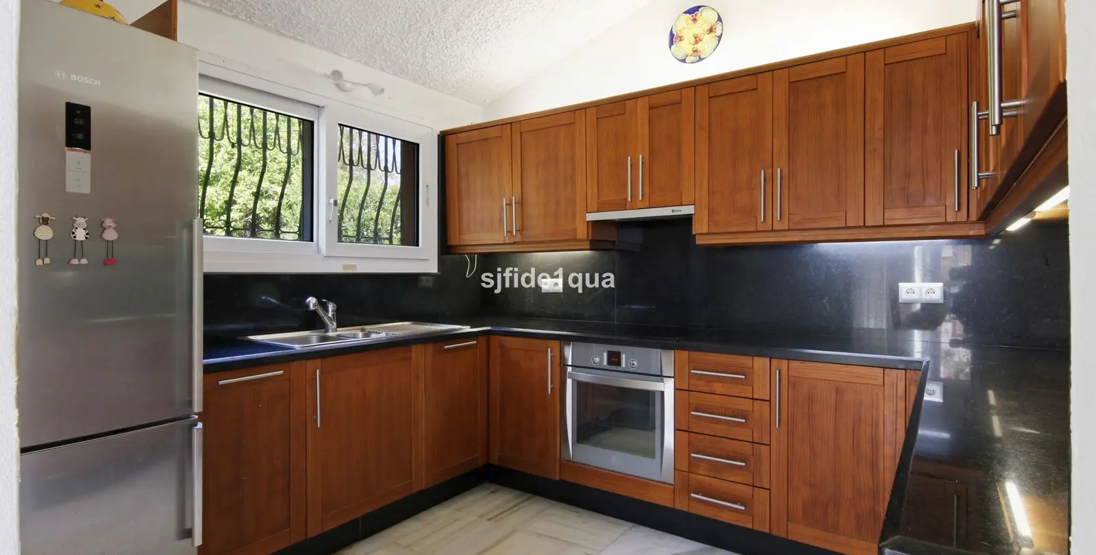 Продажа  отдельно стоящей виллы в Estepona 9