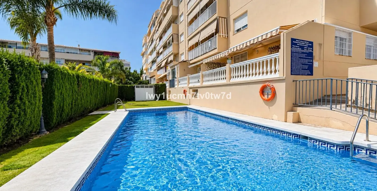Venta de apartamento en planta media en Mijas 19