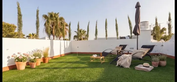 Sale of penthouse in Elviria 3